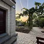 Pjetri House